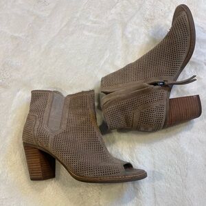 Toms Womens Majorca Peep Toe Mid-Calf Fashion Boots